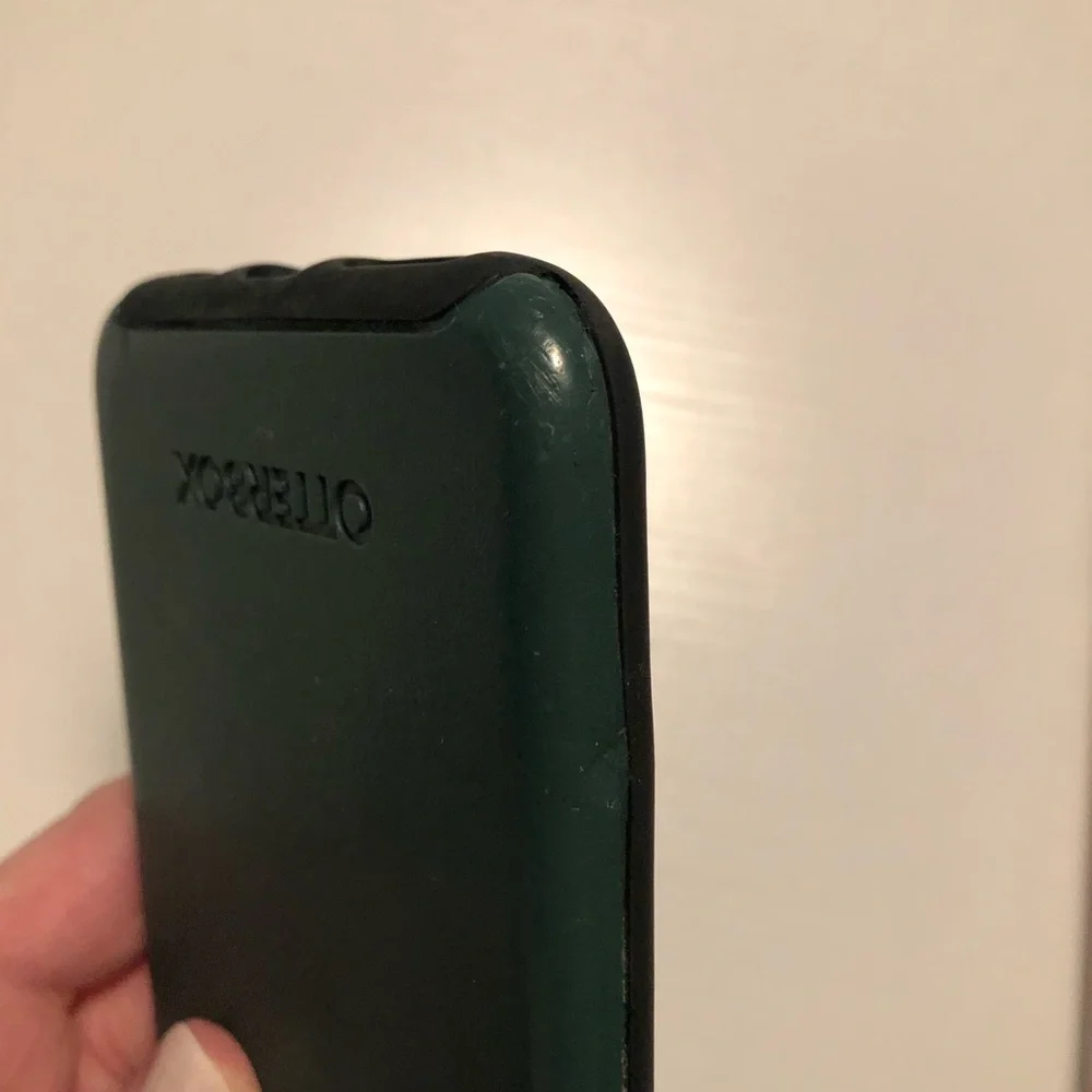Men’s OutterBox men’s Plus X iPhone green case